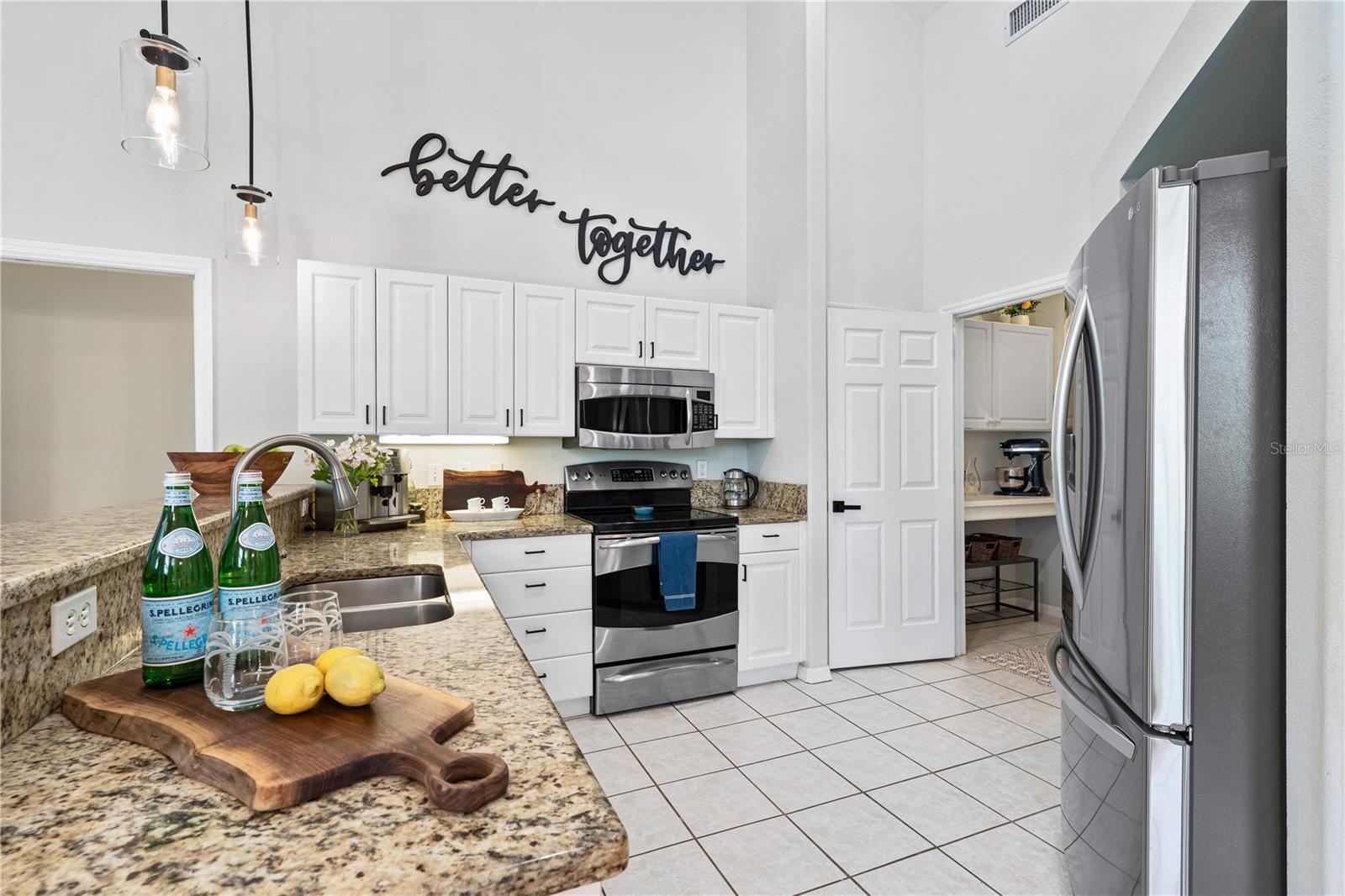 Image 17 of 44 For 5272 Sunnydale Circle E