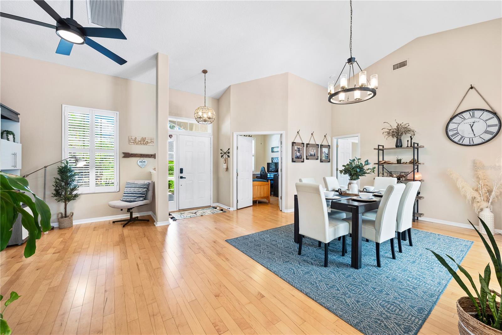 Image 9 of 44 For 5272 Sunnydale Circle E