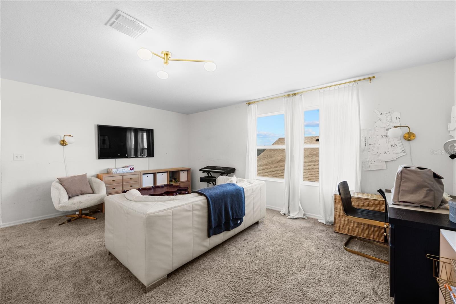 Image 12 of 24 For 5826 143rd Court E