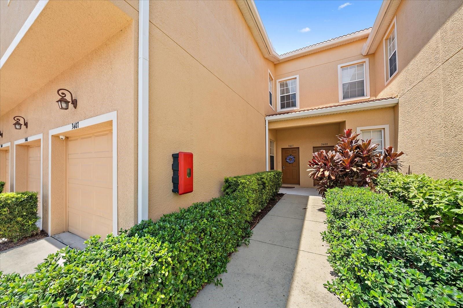 Image 3 of 26 For 3407 Parkridge Circle 20-102