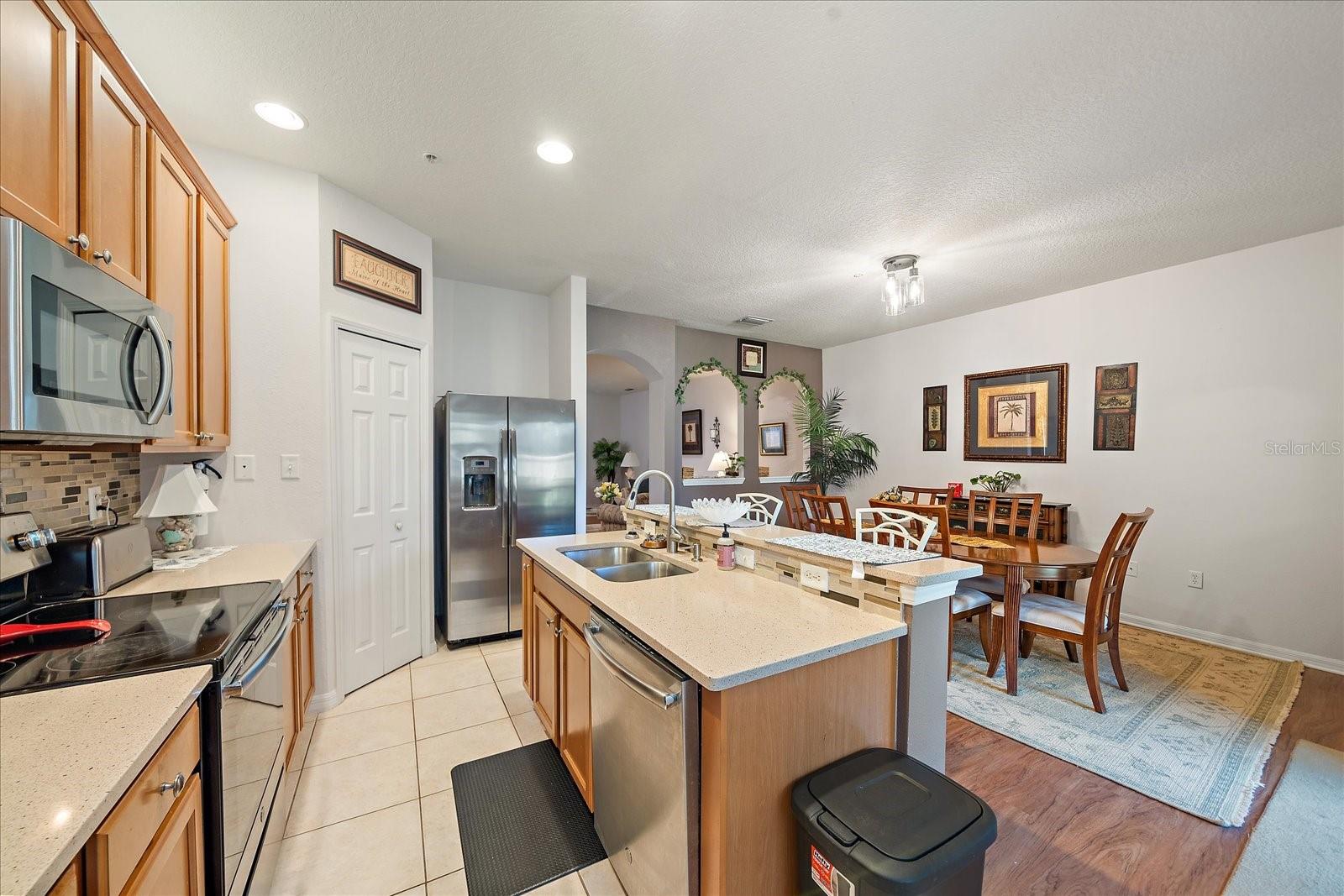 Image 9 of 26 For 3407 Parkridge Circle 20-102