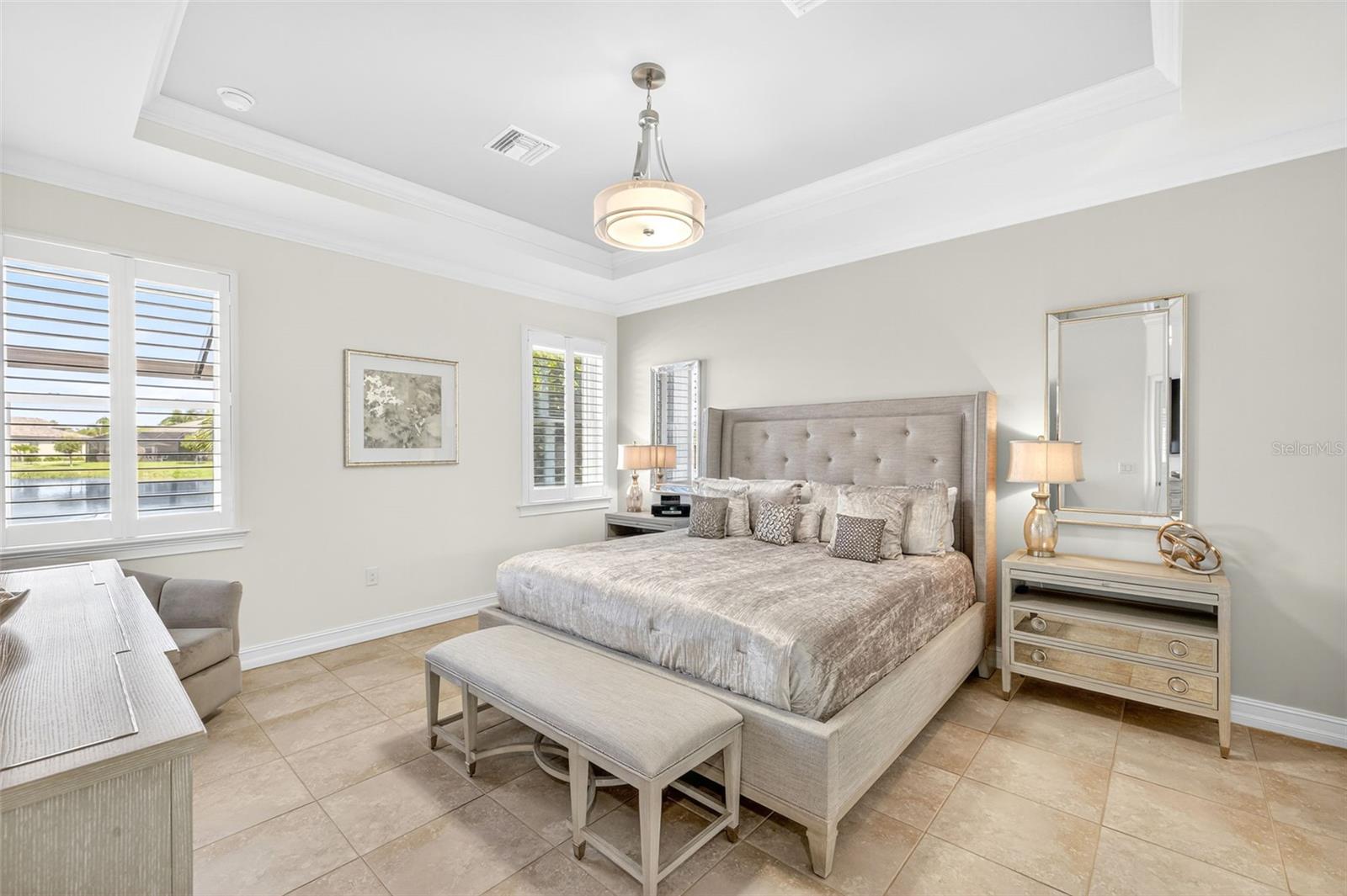 Image 17 of 47 For 3090 Amadora Circle