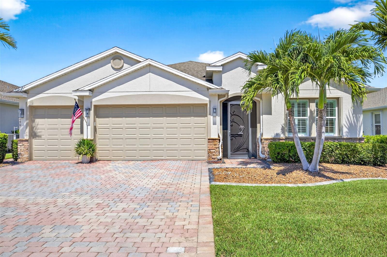 Image 2 of 47 For 3090 Amadora Circle