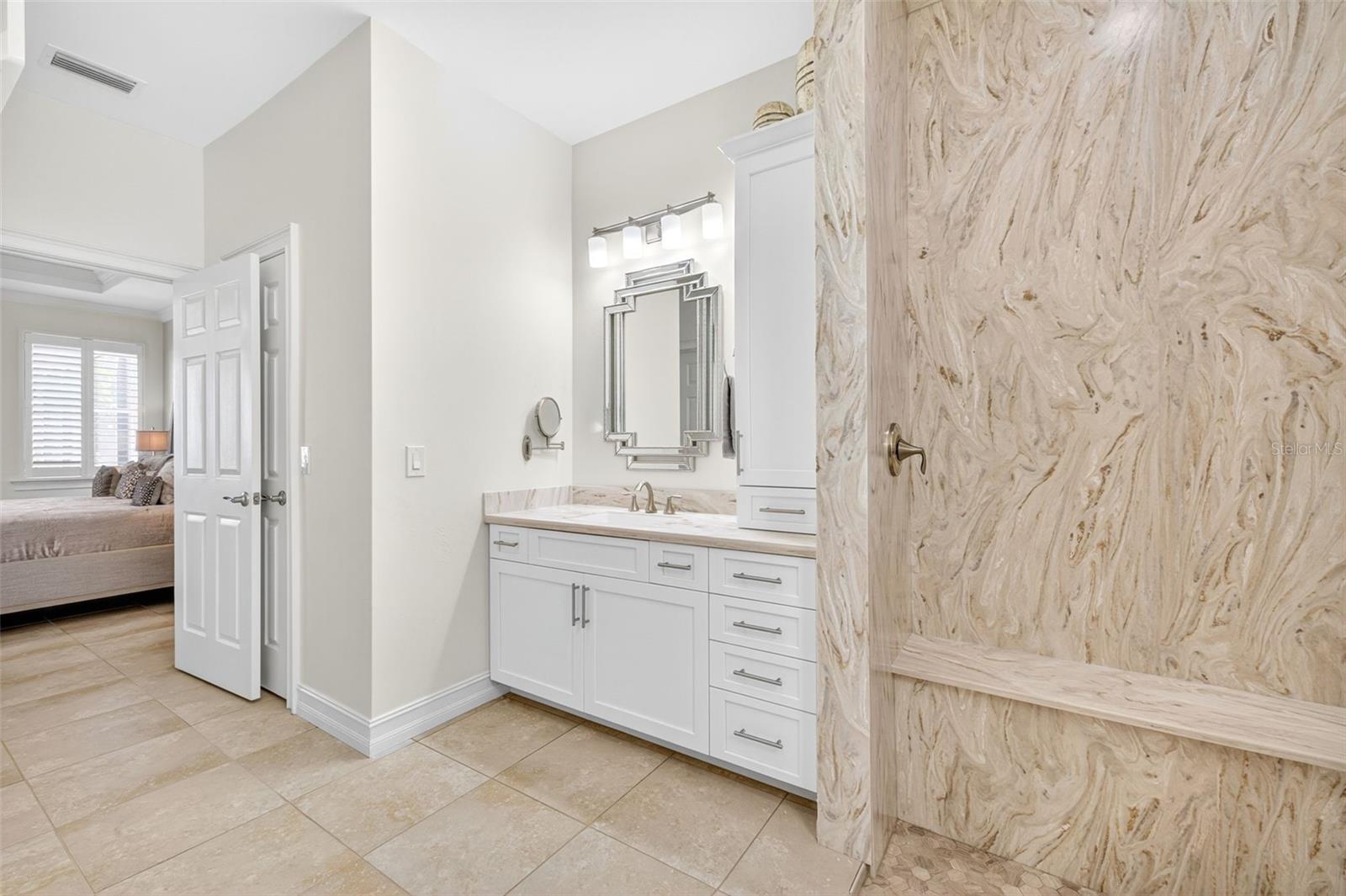 Image 21 of 47 For 3090 Amadora Circle