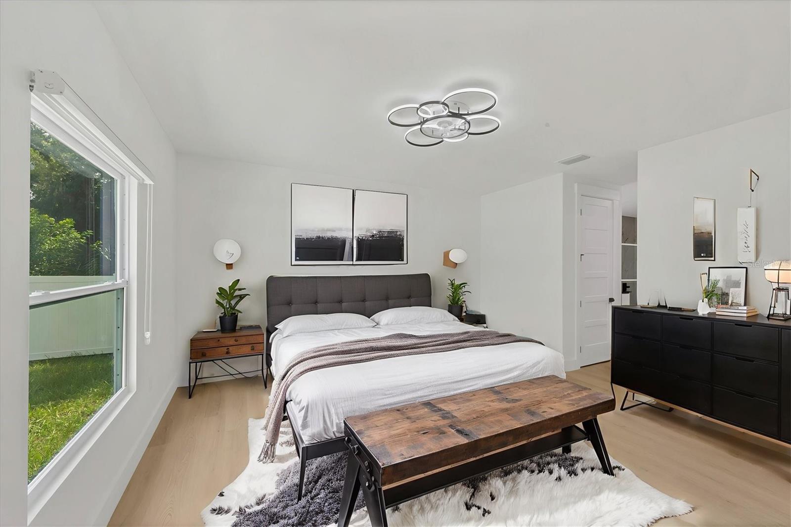 Image 32 of 40 For 13558 Ketridge Avenue