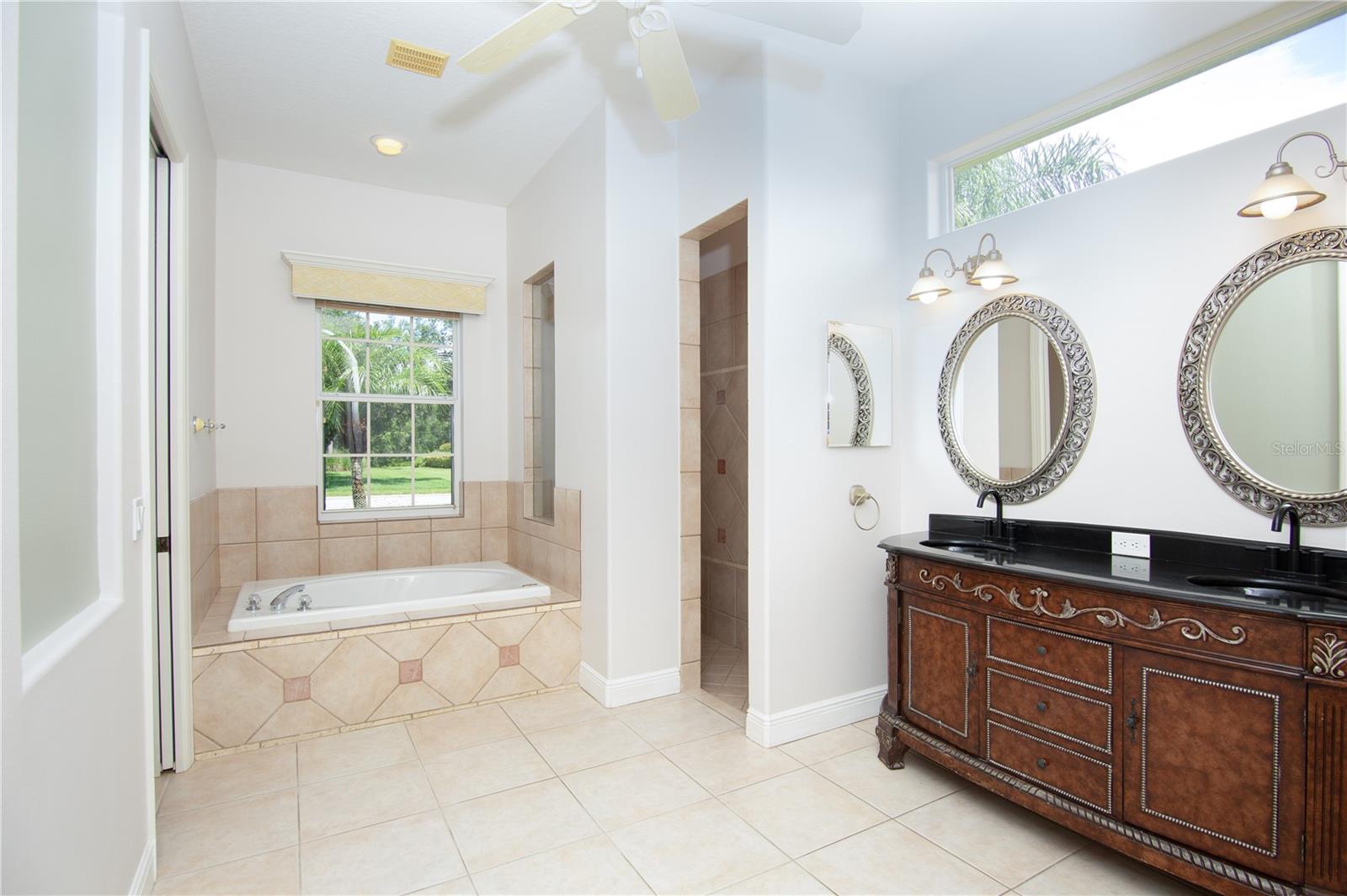 Image 11 of 78 For 9996 Cherry Hills Avenue Circle