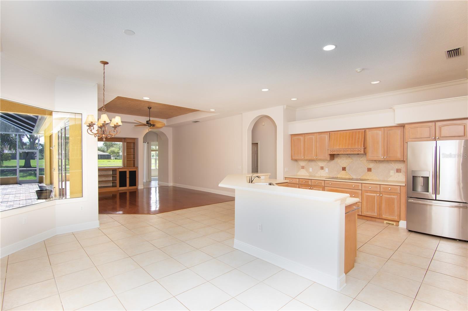 Image 17 of 78 For 9996 Cherry Hills Avenue Circle
