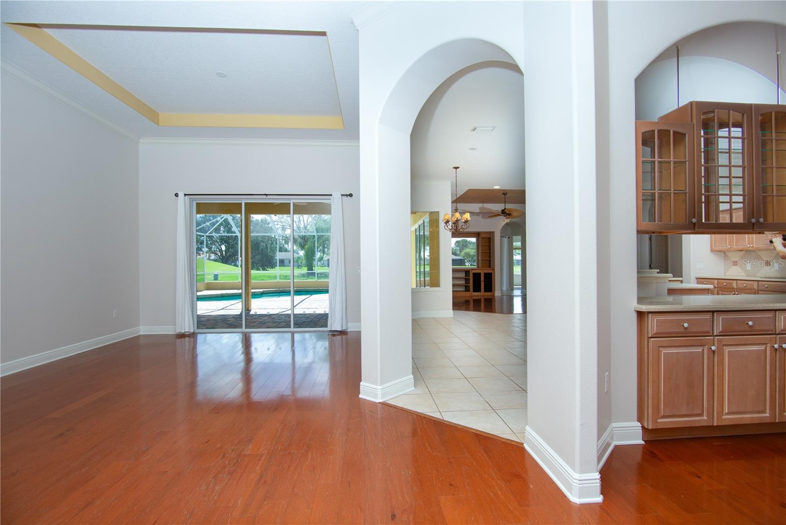 Image 5 of 78 For 9996 Cherry Hills Avenue Circle