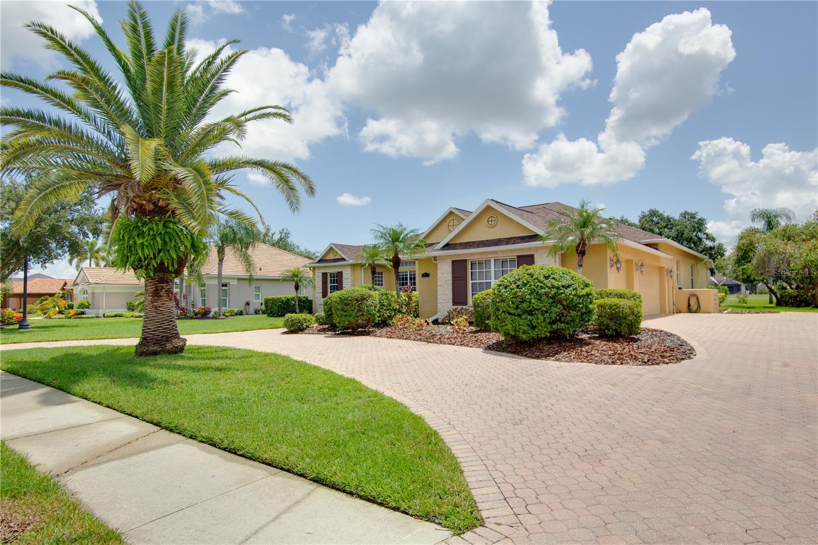 Image 68 of 78 For 9996 Cherry Hills Avenue Circle