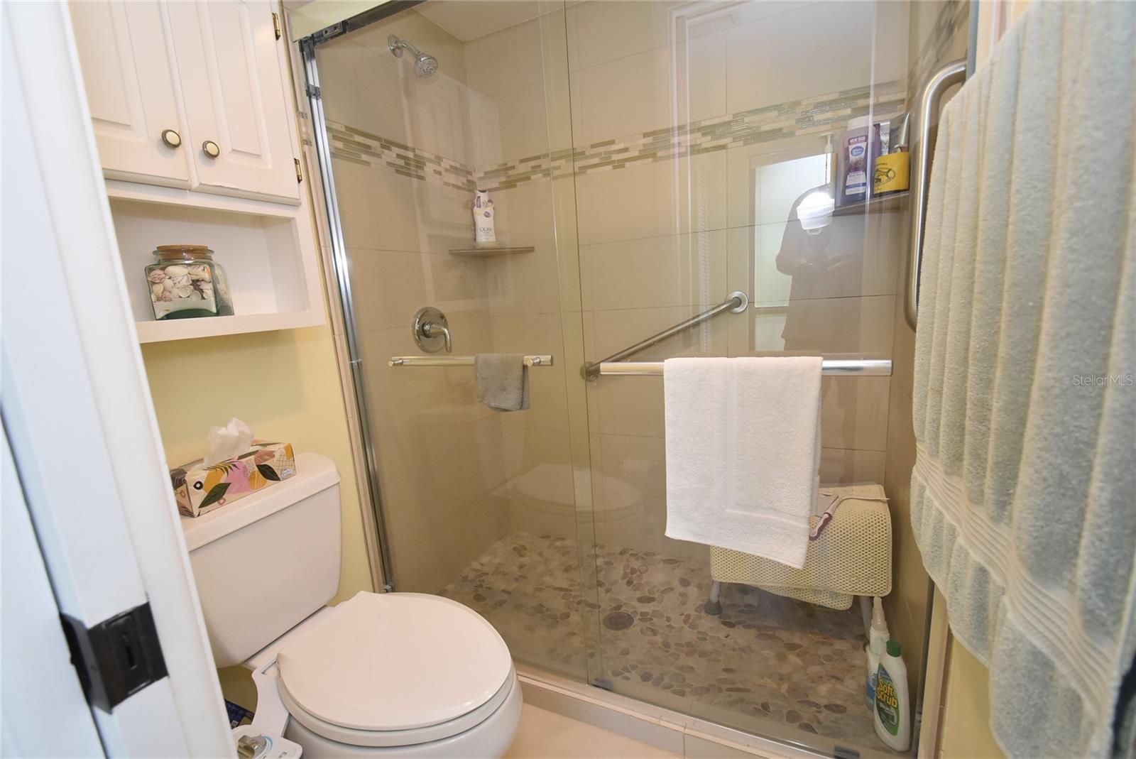 Image 16 of 63 For 1627 Brookhouse Drive Br264