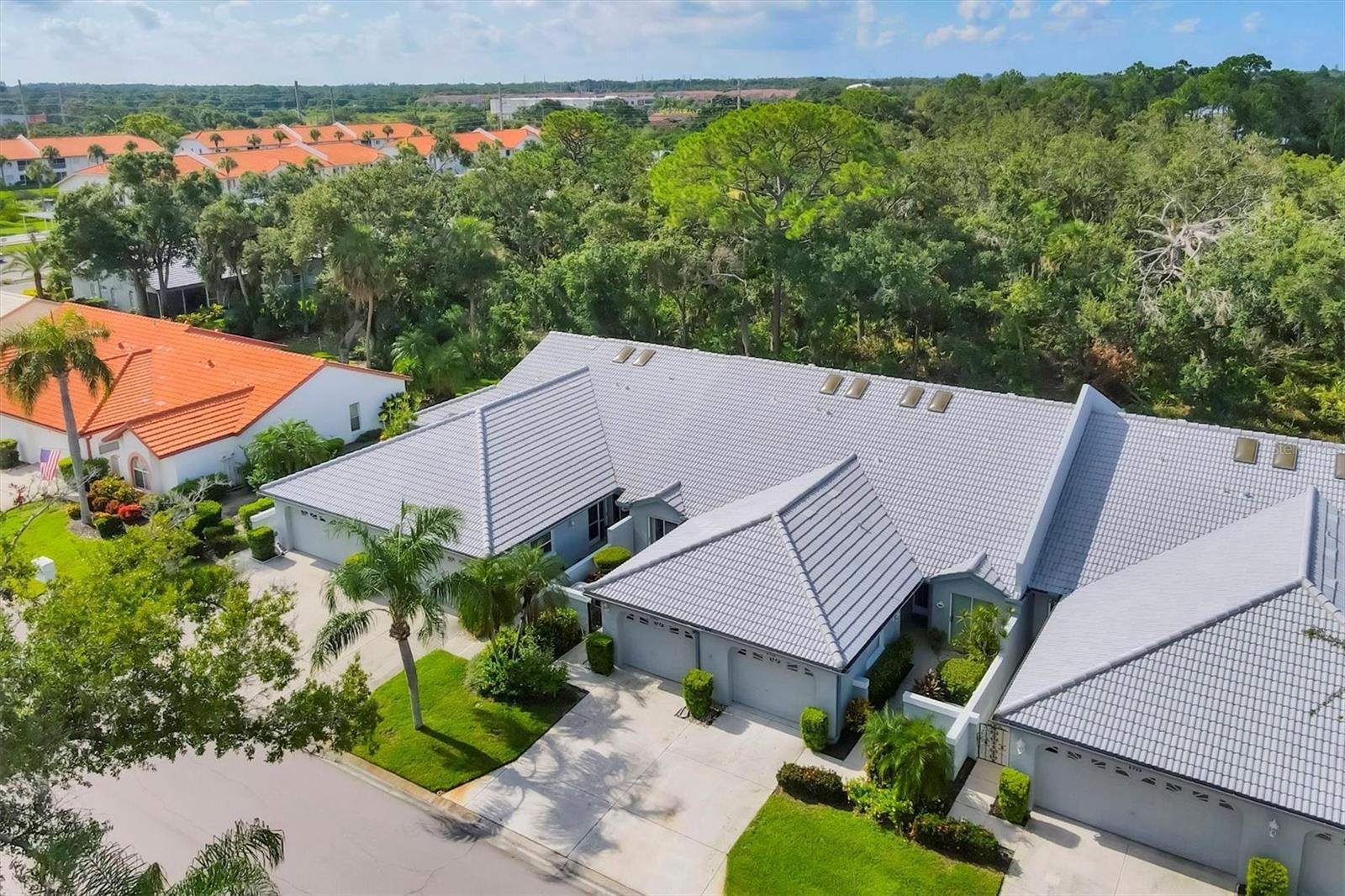 Image 4 of 44 For 5753 Casa Del Sol Boulevard 3219