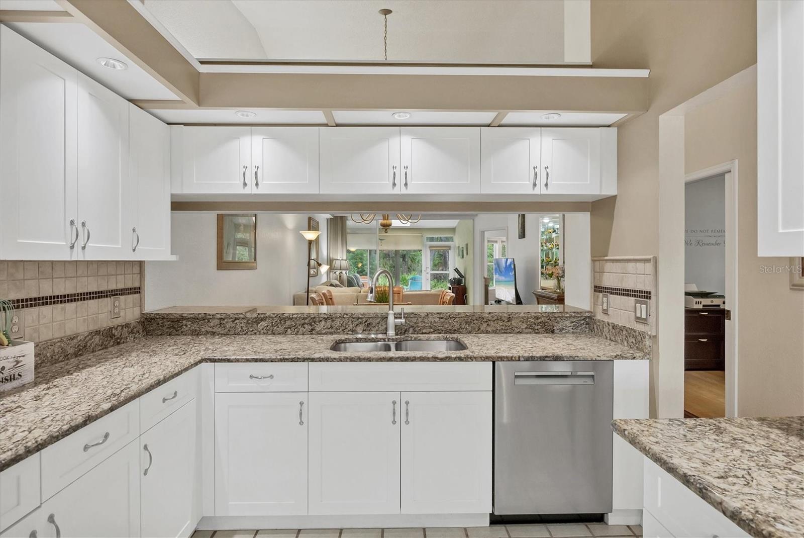 Image 6 of 44 For 5753 Casa Del Sol Boulevard 3219