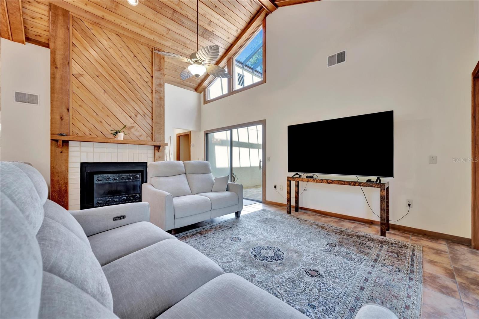 Image 10 of 45 For 7503 4th Avenue W
