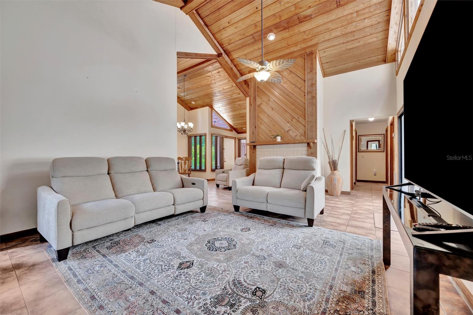 Image 8 of 45 For 7503 4th Avenue W