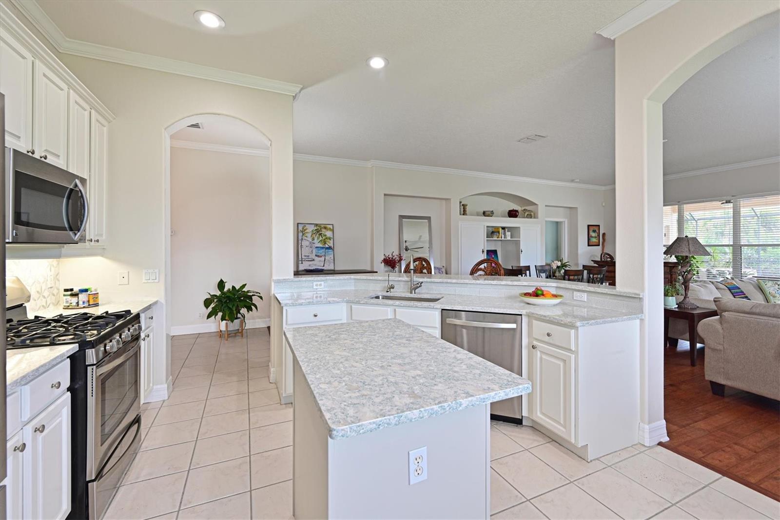 Image 17 of 62 For 604 Misty Pond Court