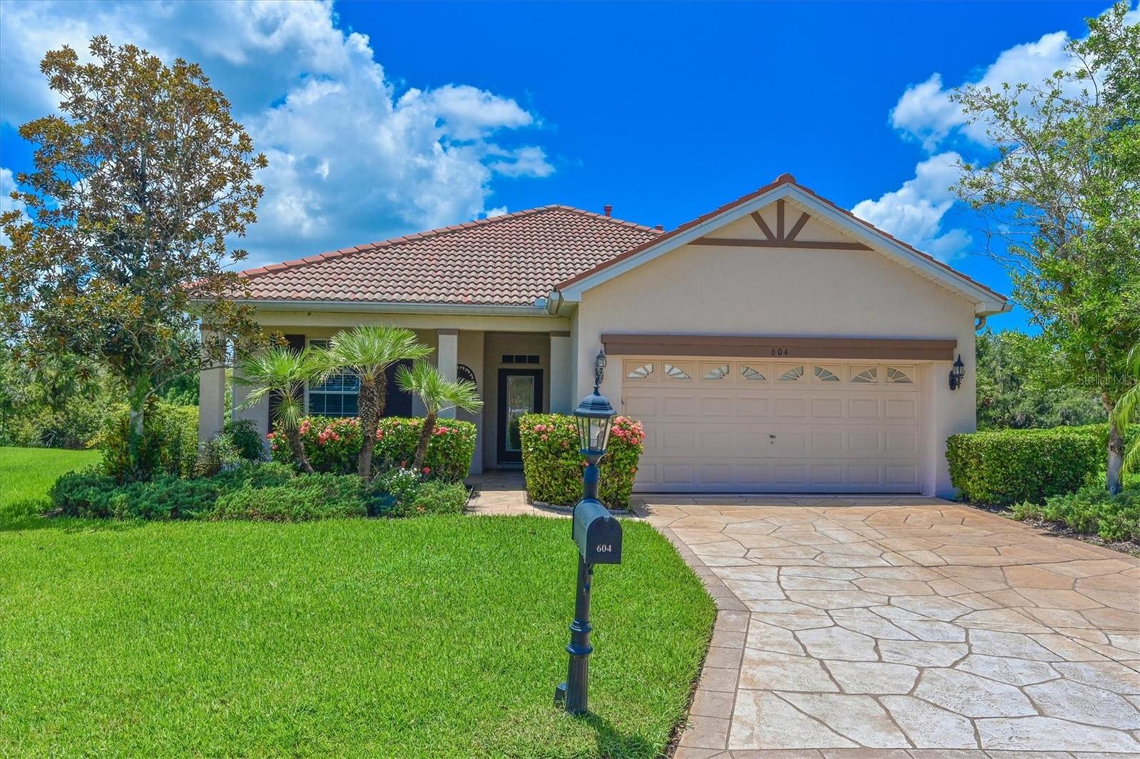 Image 3 of 62 For 604 Misty Pond Court