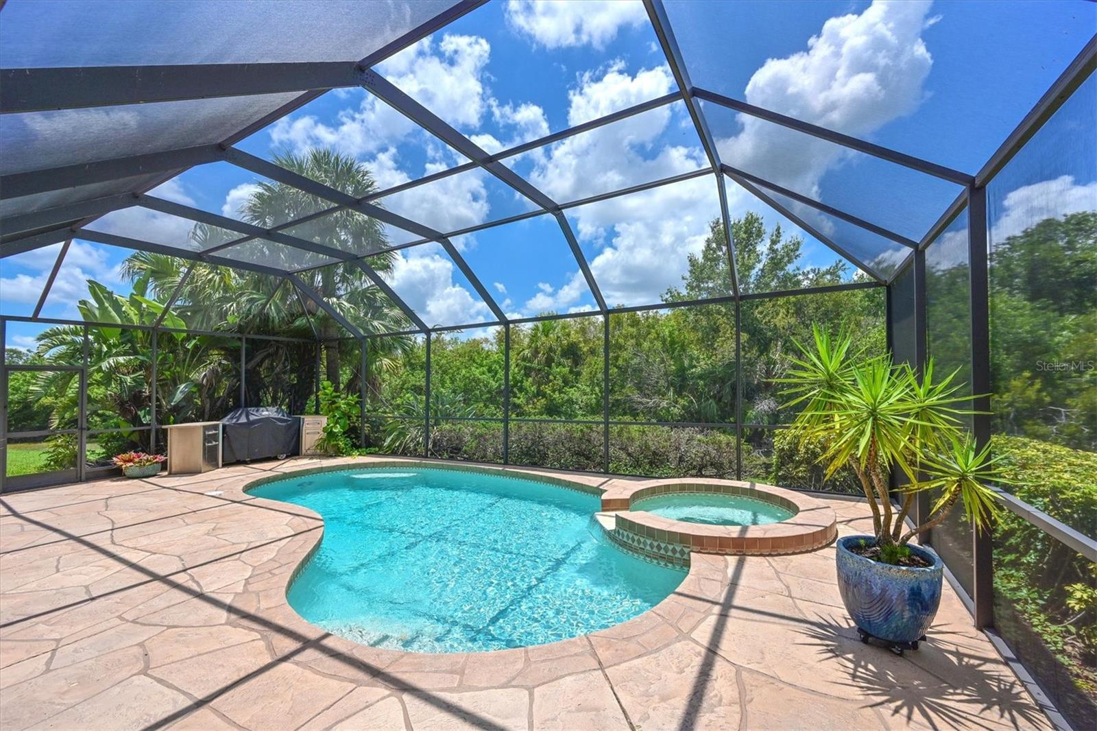 Image 4 of 62 For 604 Misty Pond Court