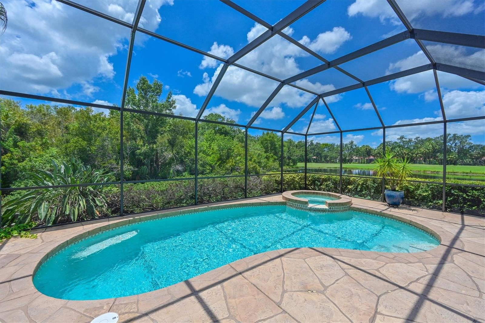 Image 6 of 62 For 604 Misty Pond Court