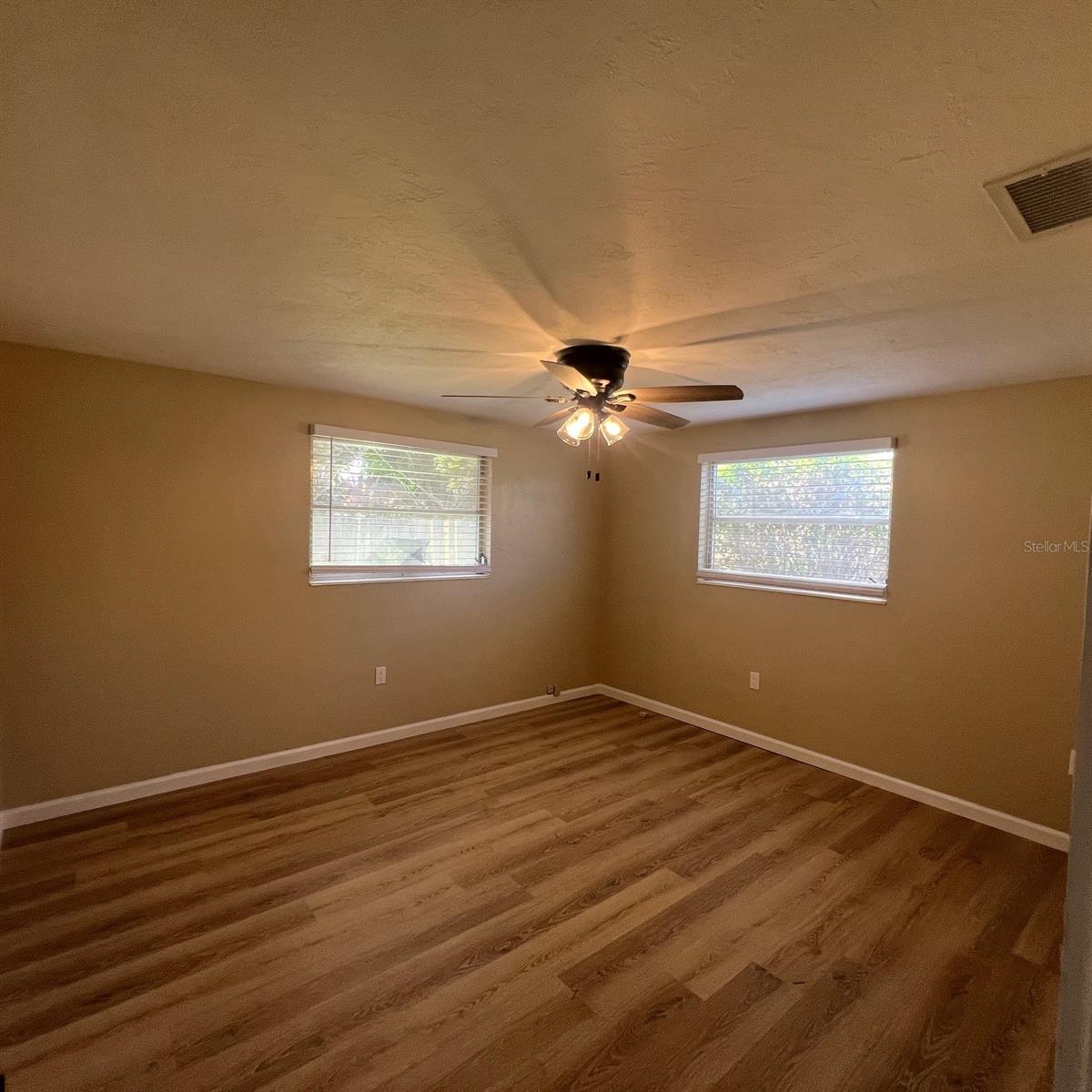 Image 4 of 8 For 7456 Cass Circle