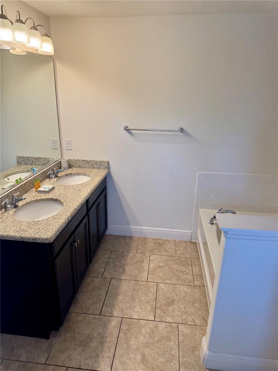 Image 43 of 46 For 5243 Wildwood Way