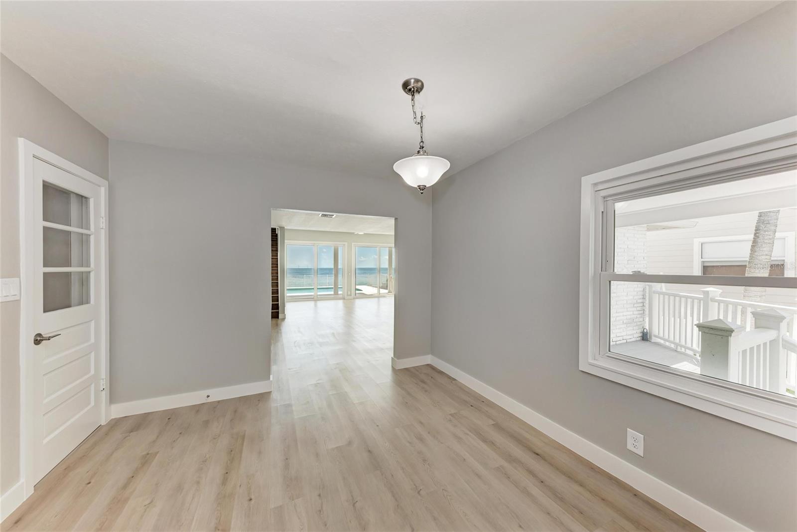Image 19 of 62 For 893 Shore Drive