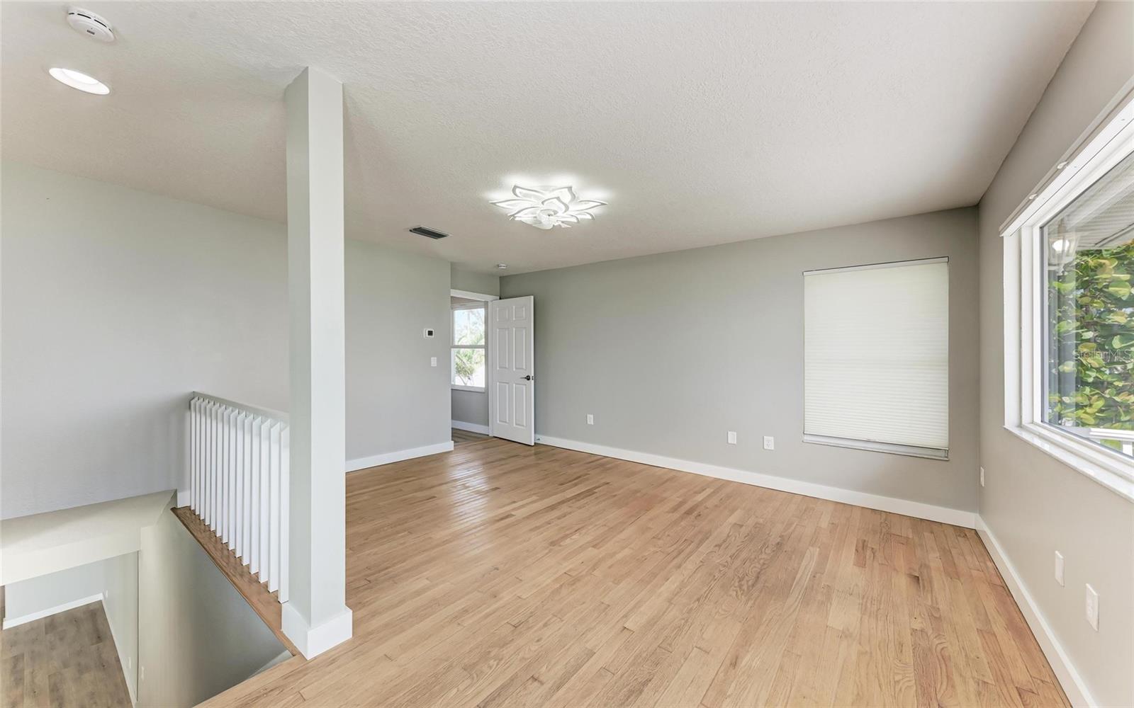 Image 30 of 62 For 893 Shore Drive