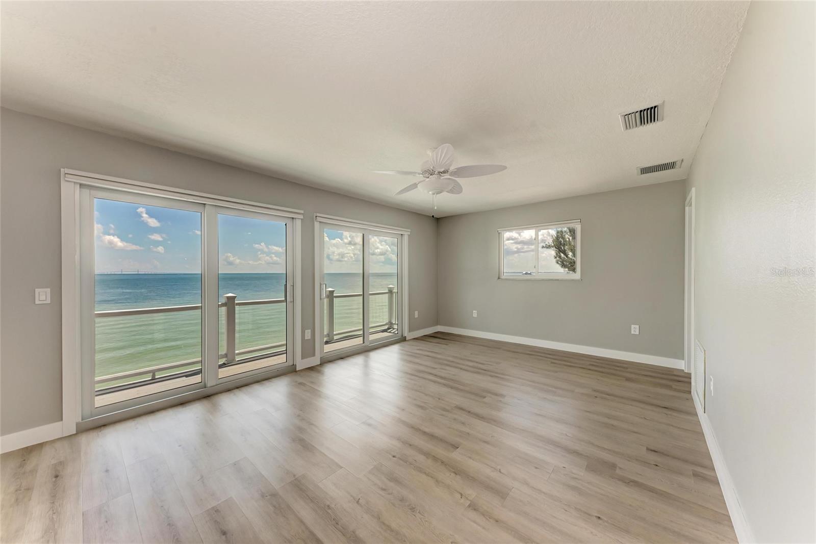 Image 39 of 62 For 893 Shore Drive