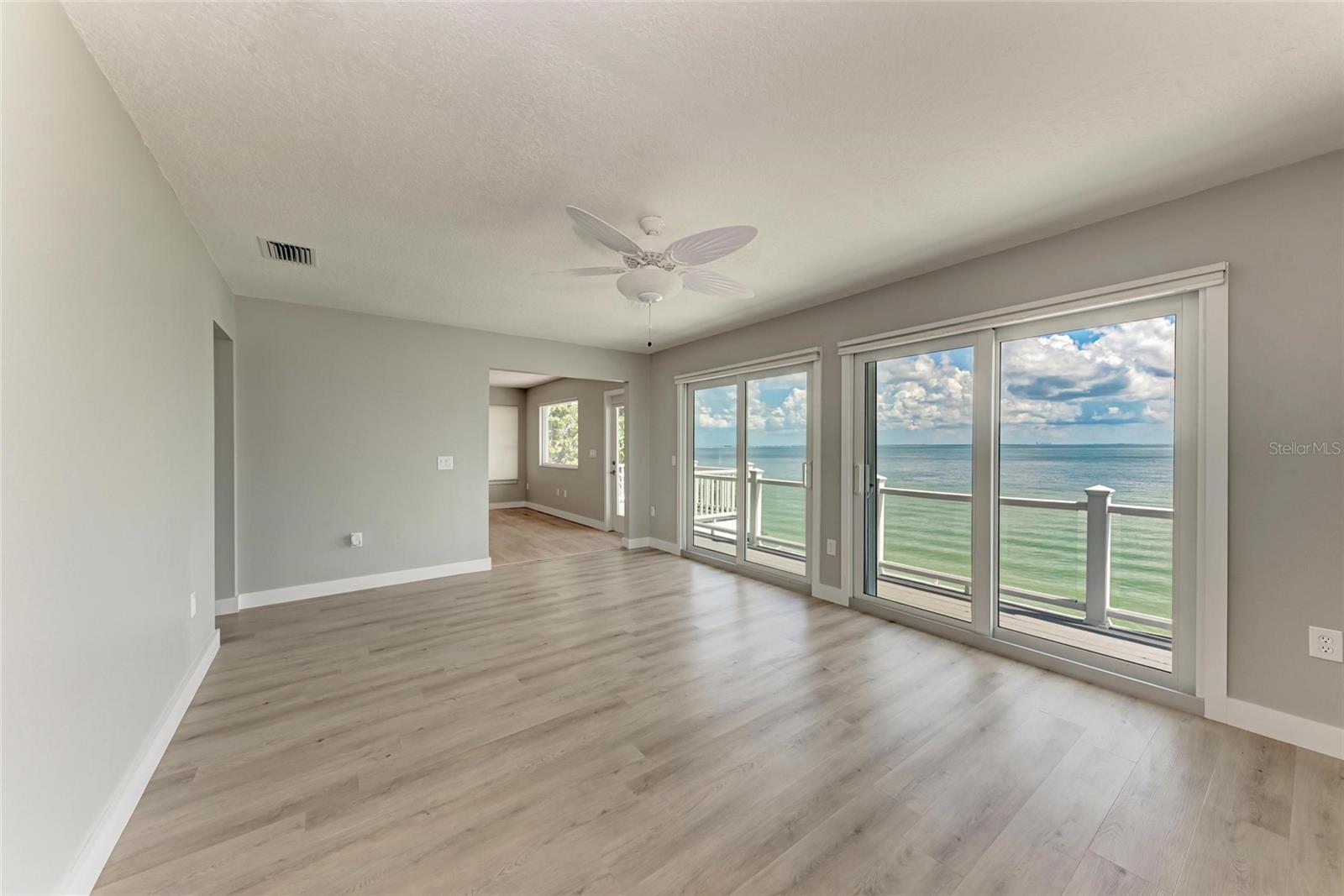 Image 42 of 62 For 893 Shore Drive