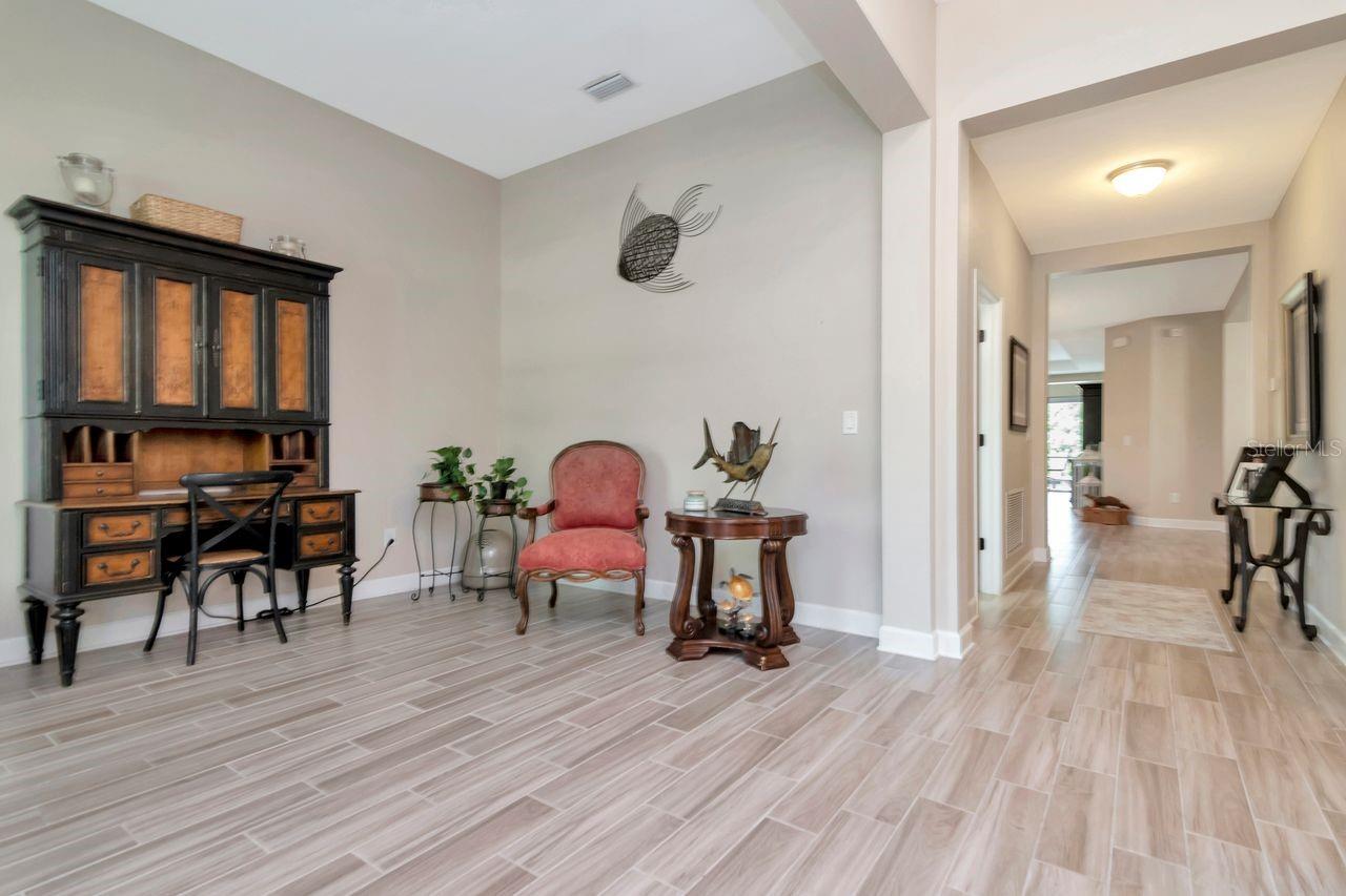 Image 33 of 88 For 772 Rosemary Circle