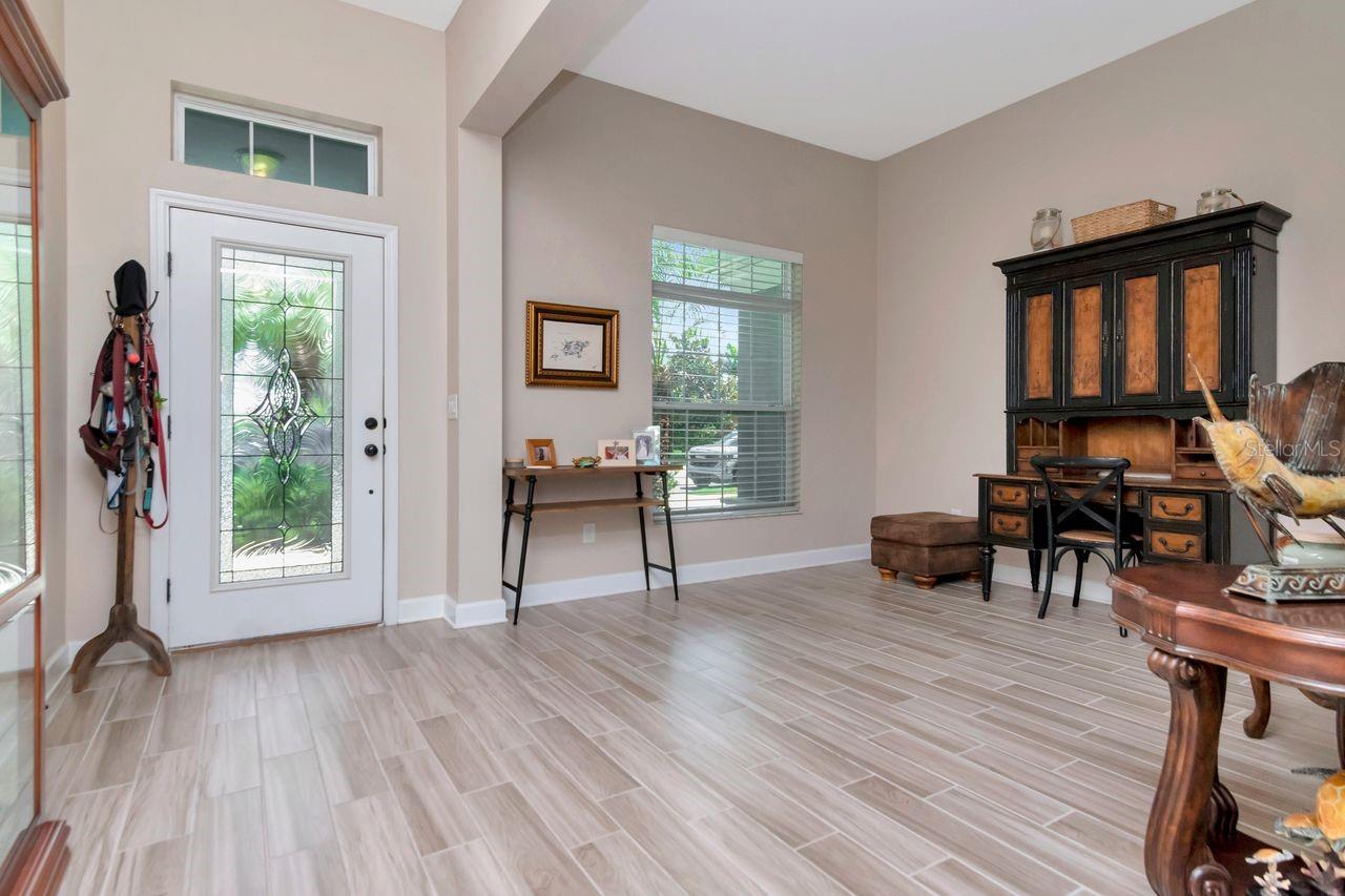 Image 34 of 88 For 772 Rosemary Circle