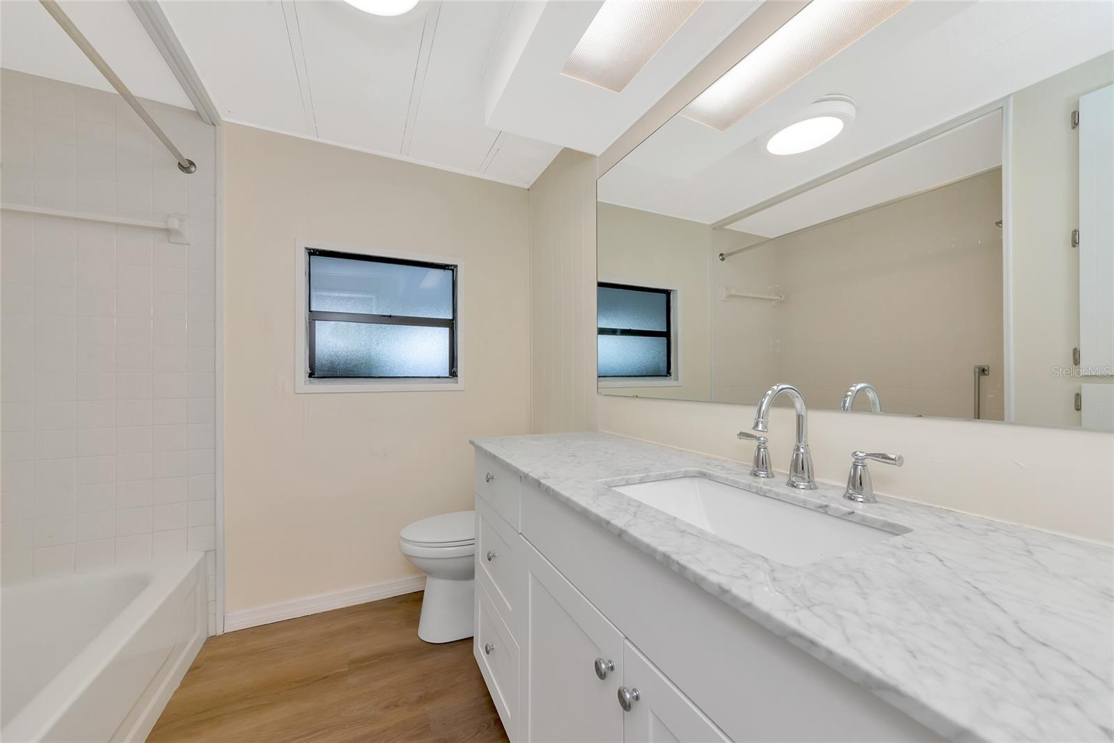 Image 27 of 31 For 410 51st Avenue Terrace W