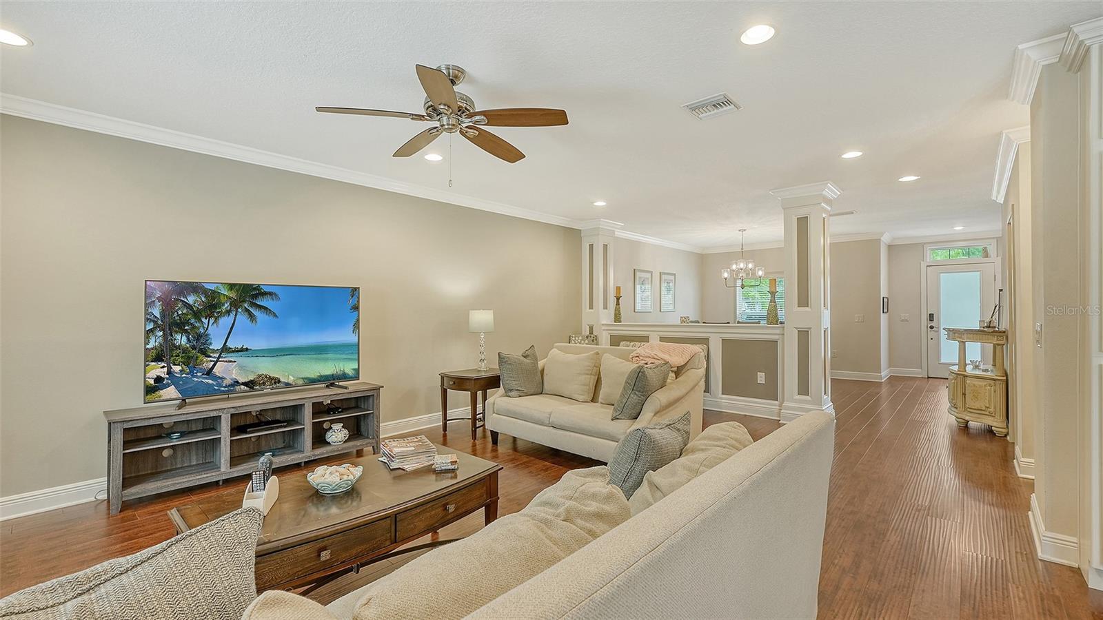 Image 13 of 42 For 86 Arbor Oaks Drive