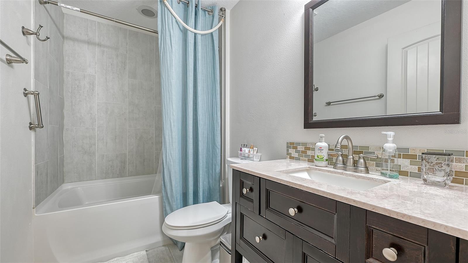 Image 31 of 42 For 86 Arbor Oaks Drive