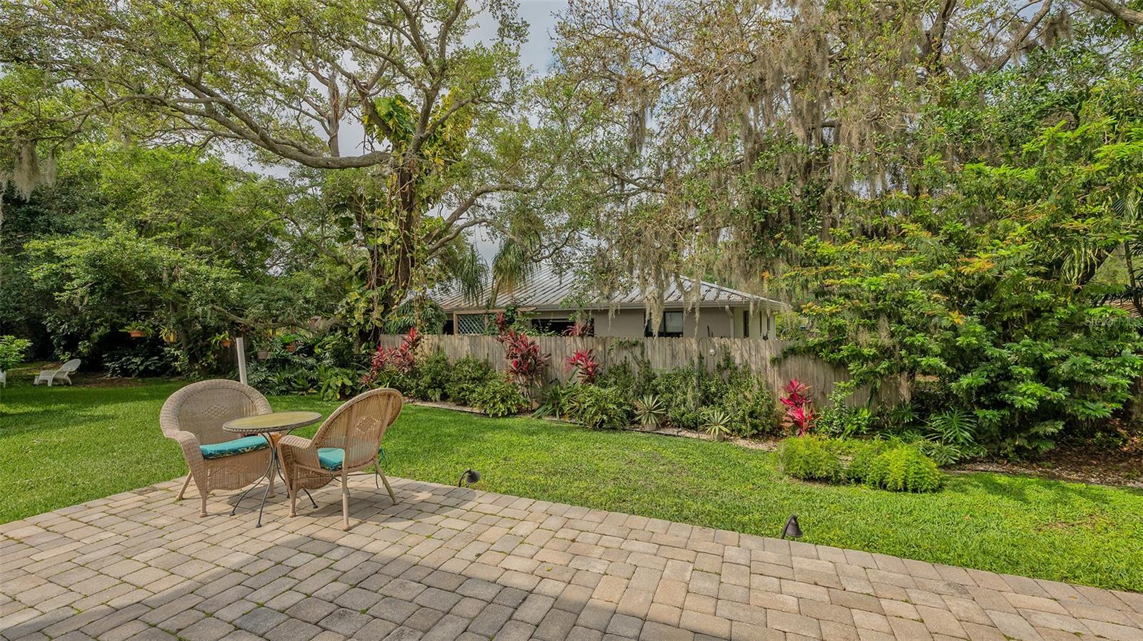 Image 35 of 42 For 86 Arbor Oaks Drive