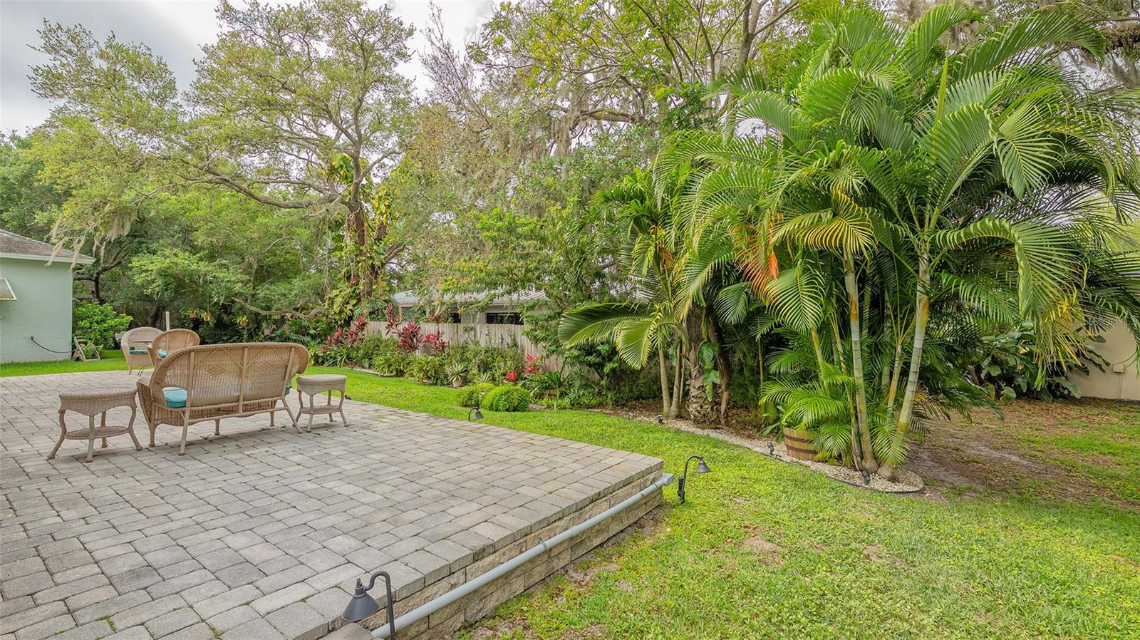 Image 40 of 42 For 86 Arbor Oaks Drive