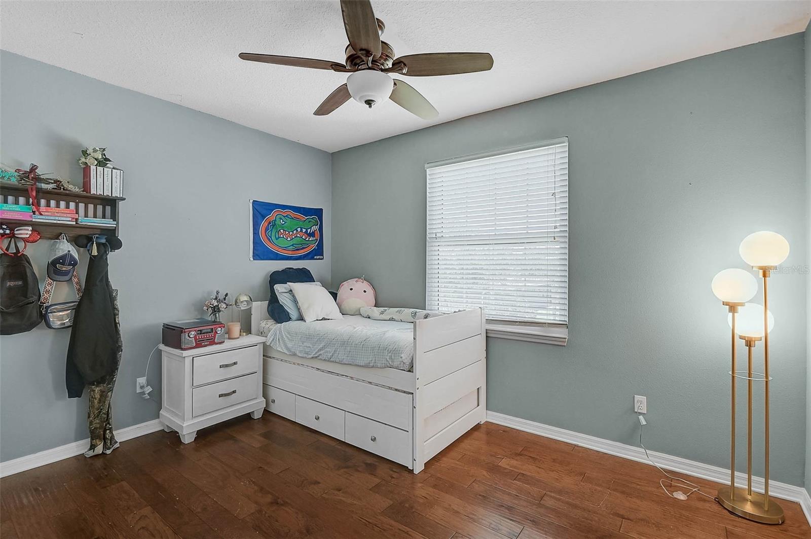 Image 18 of 53 For 5429 Lakehurst Court