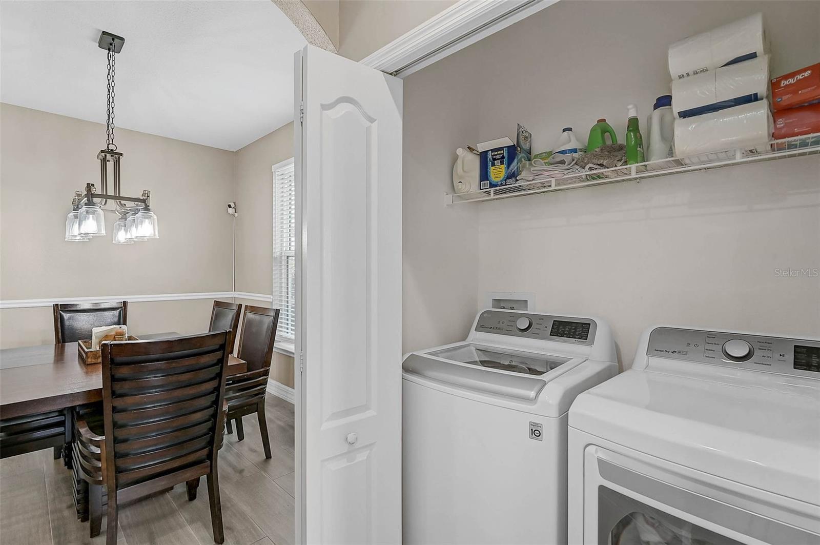 Image 4 of 53 For 5429 Lakehurst Court