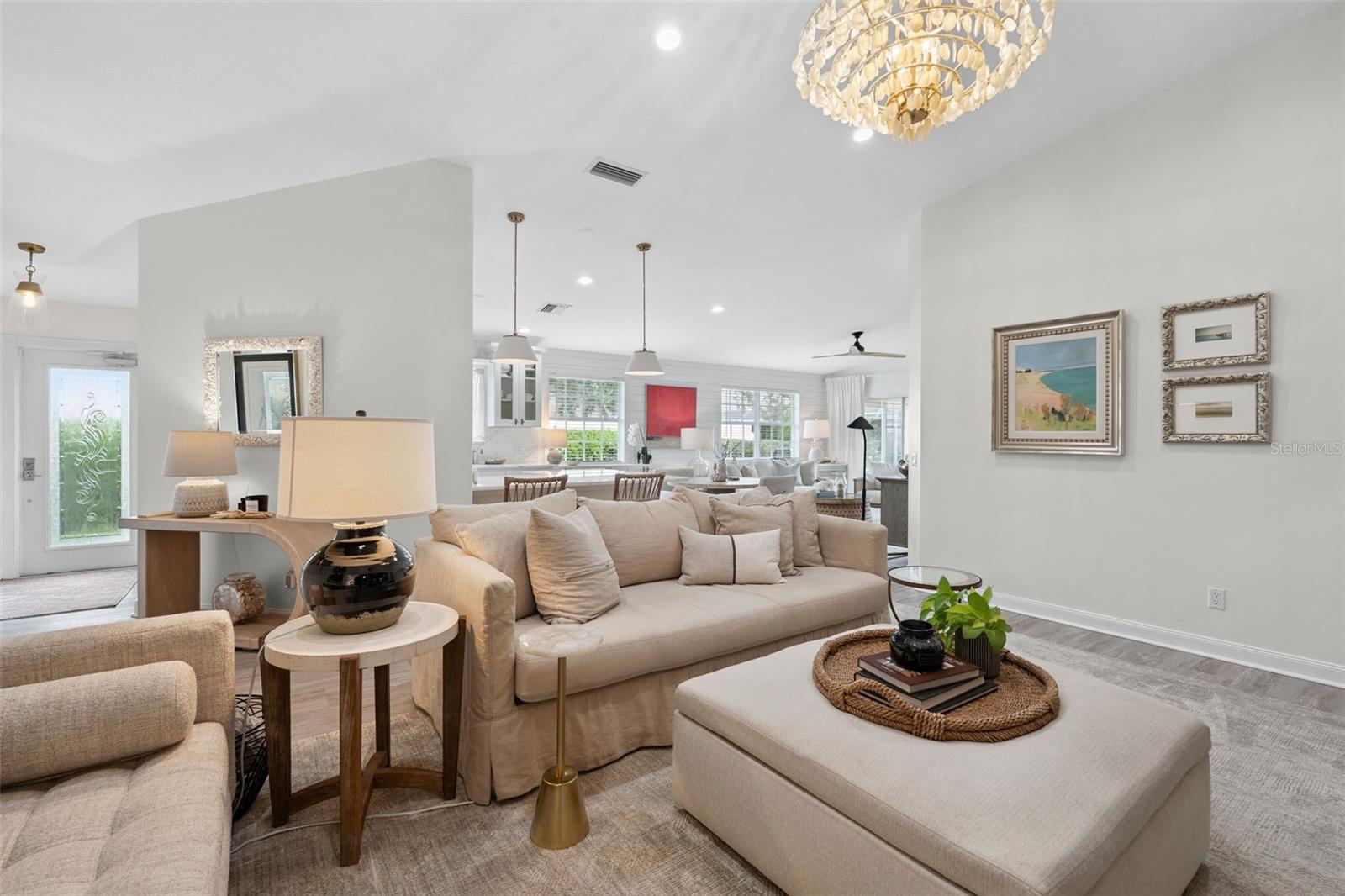 Image 10 of 41 For 8846 Estepona Court