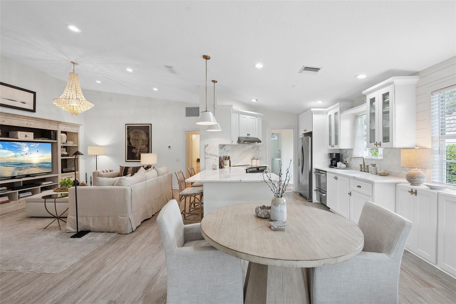 Image 12 of 41 For 8846 Estepona Court