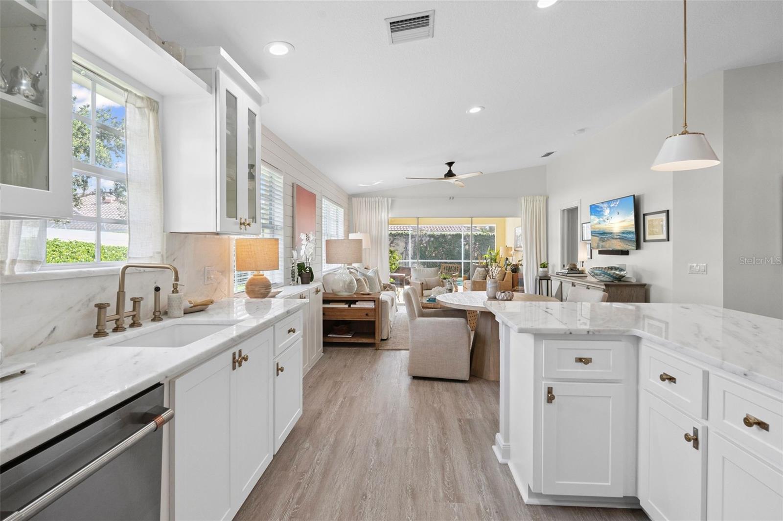 Image 4 of 41 For 8846 Estepona Court