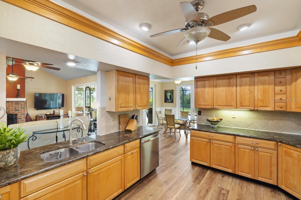Image 9 of 36 For 1104 Sorrento Woods Boulevard