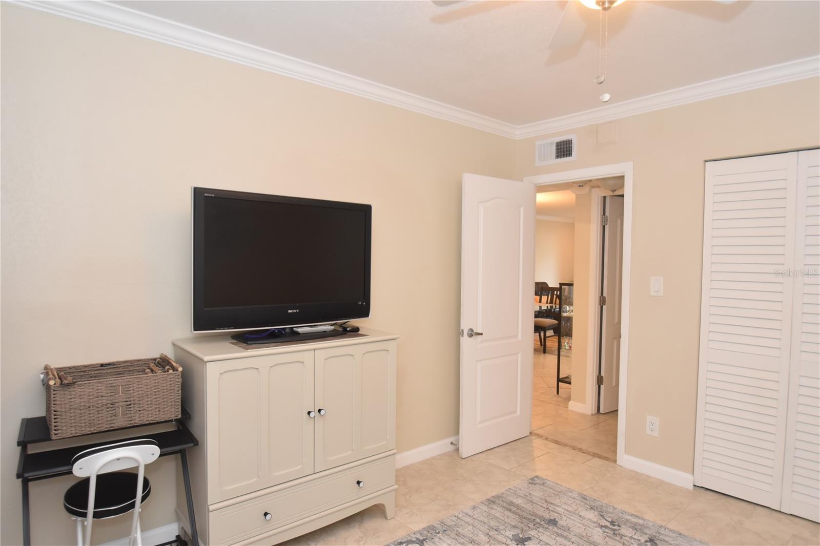 Image 5 of 22 For 3700 Osprey Avenue 315