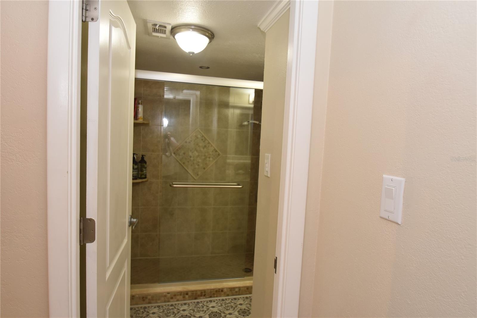 Image 6 of 22 For 3700 Osprey Avenue 315