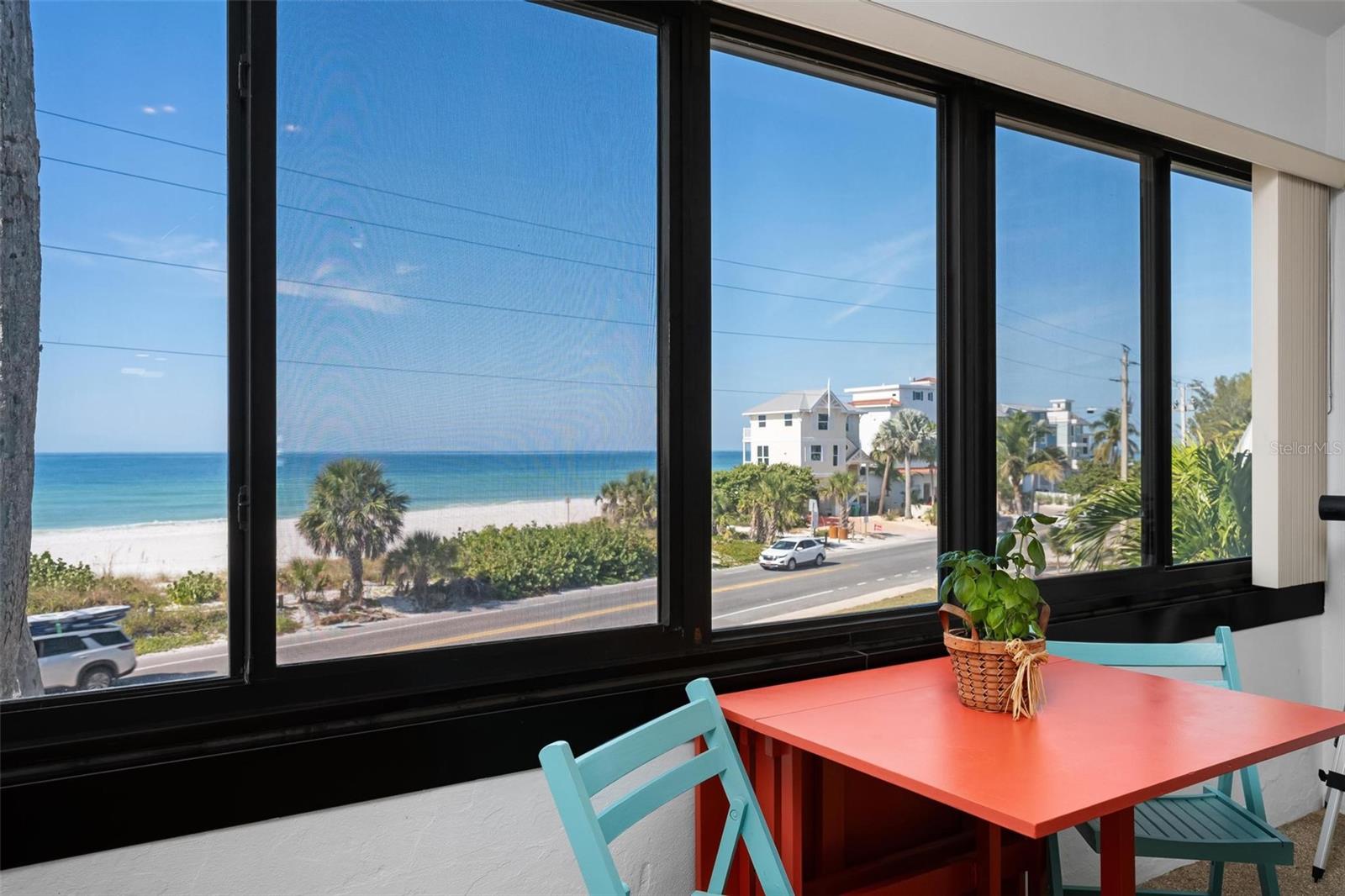 Image 12 of 69 For 1007 Gulf Drive N 208