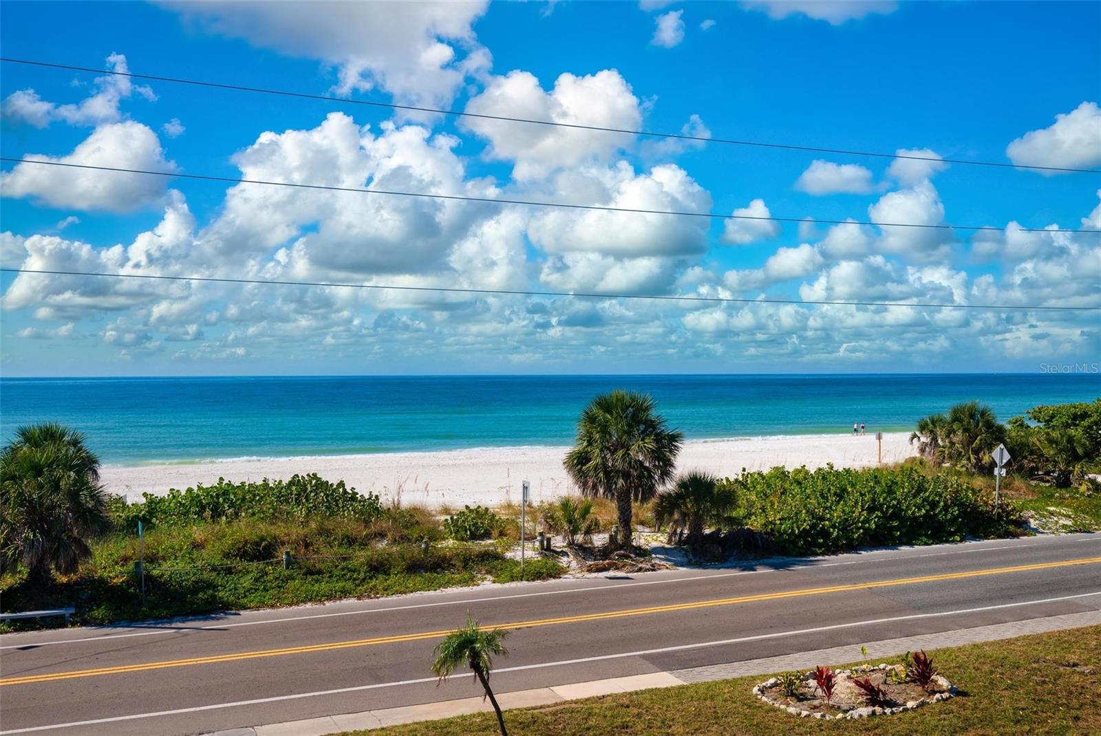 Image 15 of 69 For 1007 Gulf Drive N 208