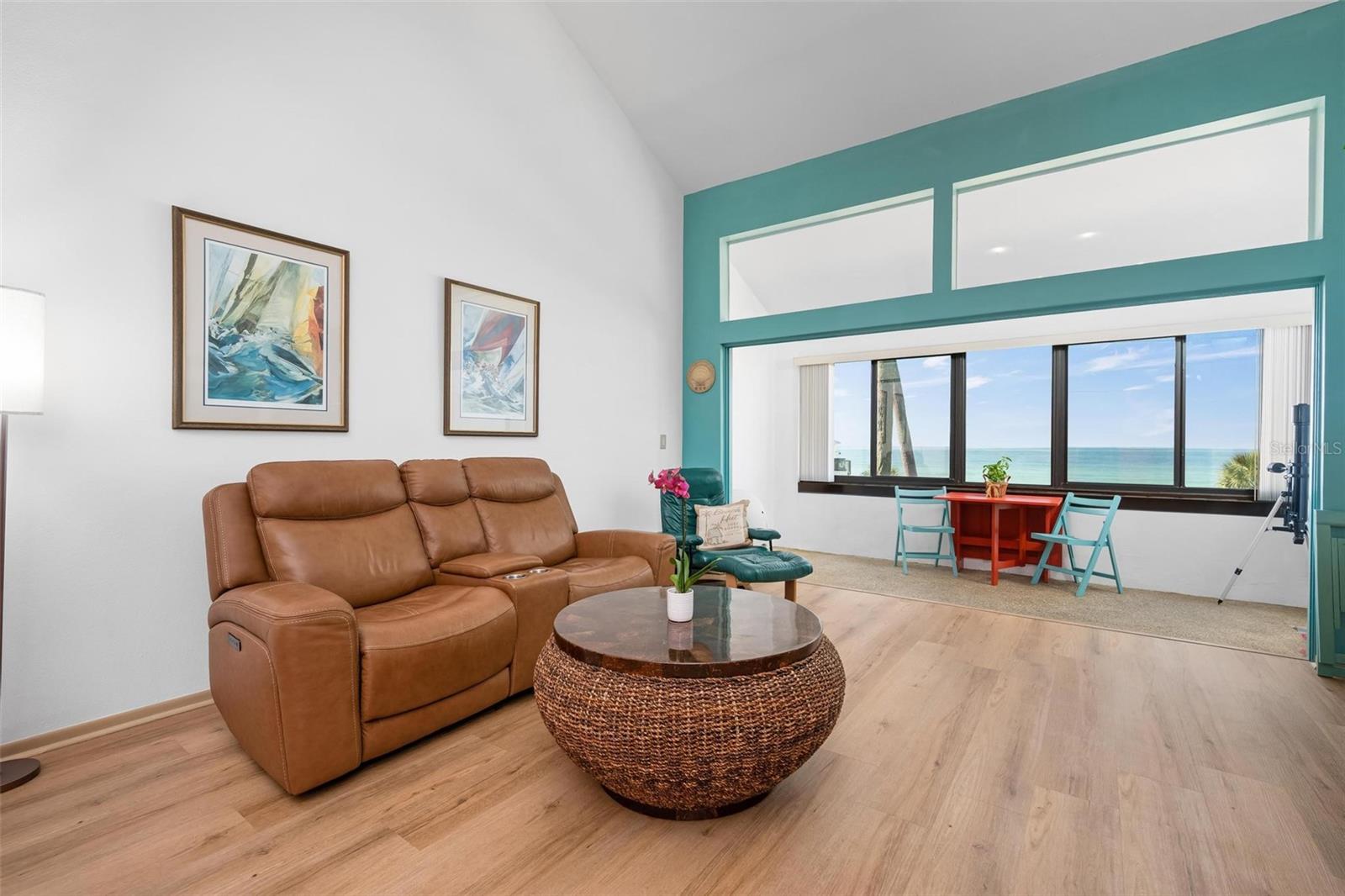 Image 3 of 69 For 1007 Gulf Drive N 208