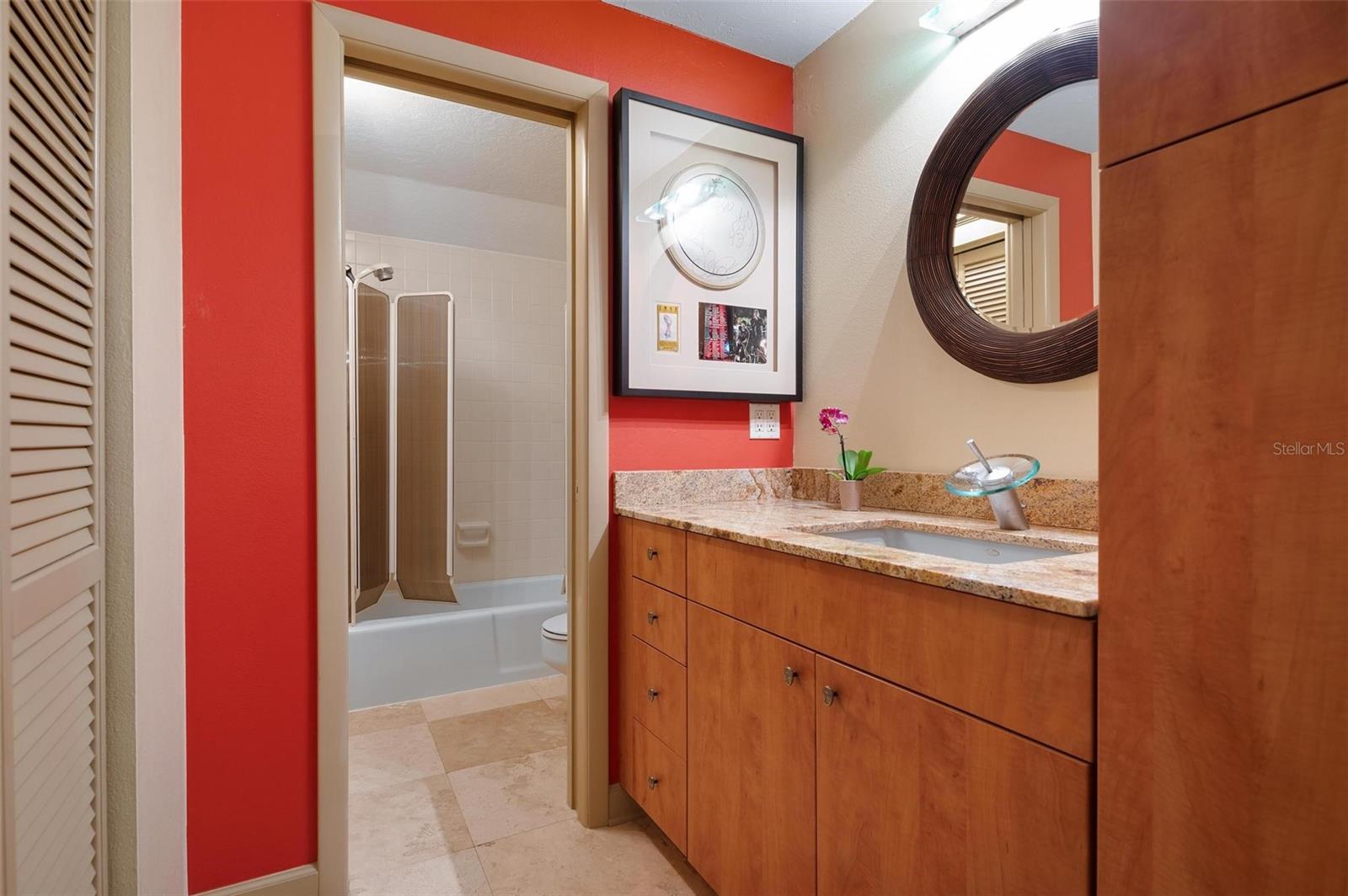 Image 33 of 69 For 1007 Gulf Drive N 208