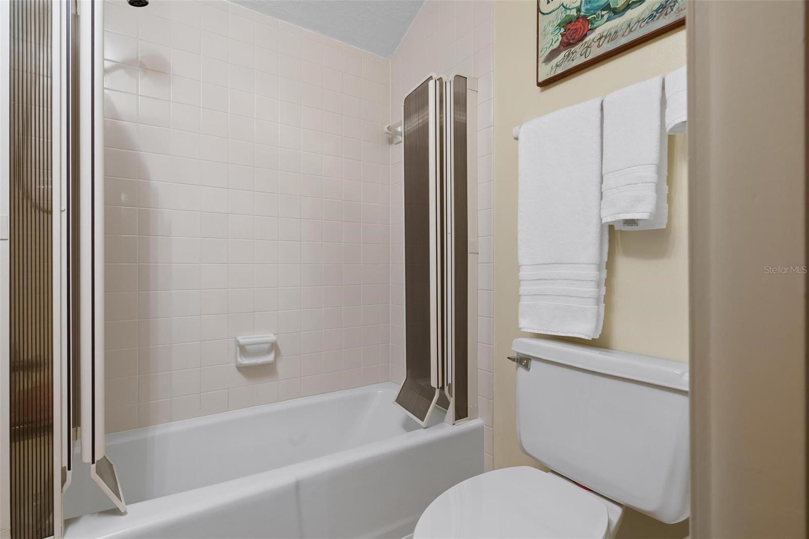 Image 34 of 69 For 1007 Gulf Drive N 208