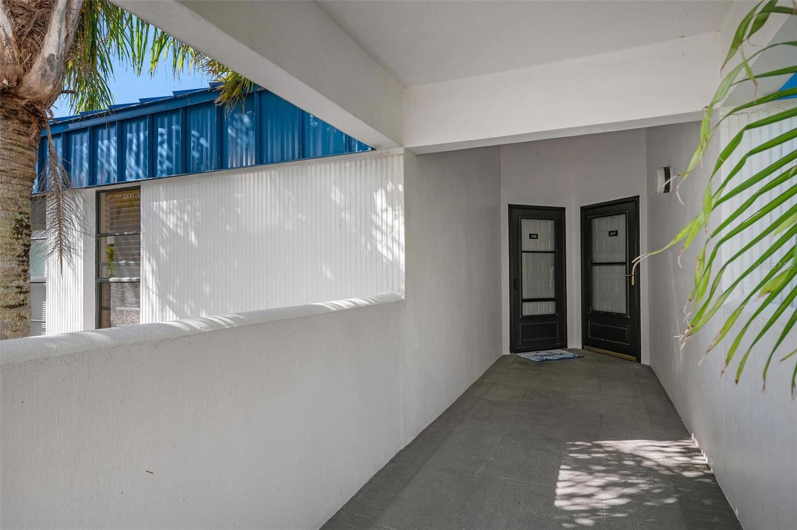 Image 35 of 69 For 1007 Gulf Drive N 208