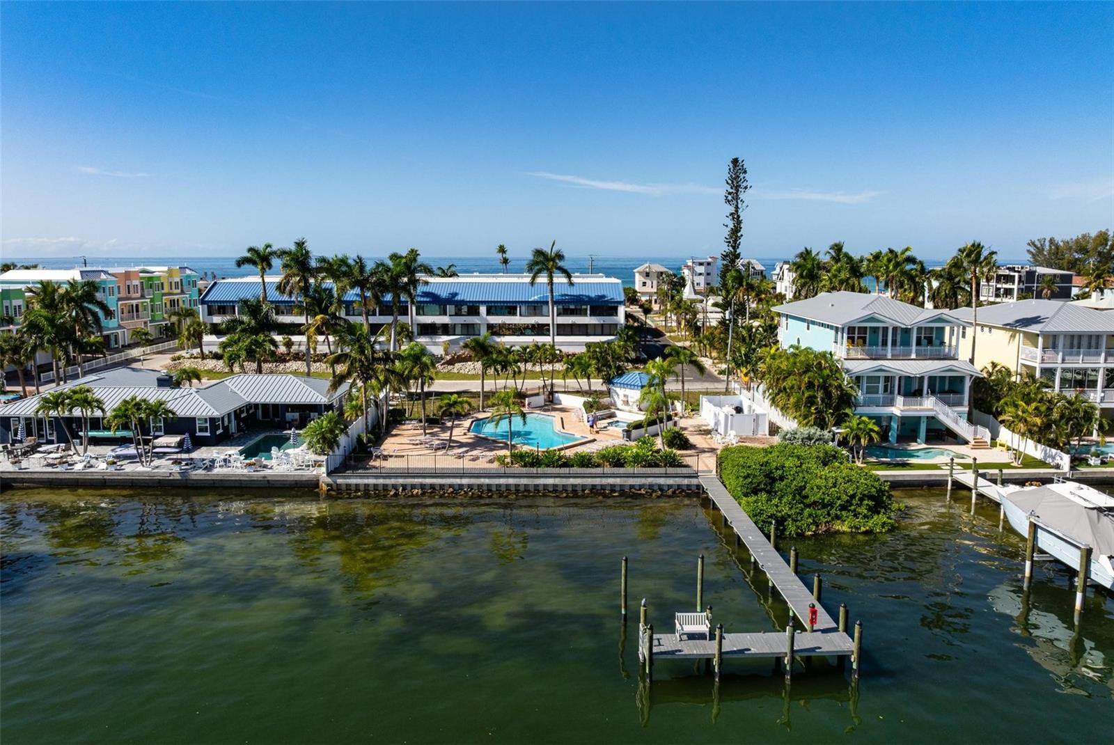 Image 52 of 69 For 1007 Gulf Drive N 208